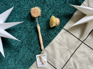 Xmas EcoLiving Wooden Dish Brush with Replaceable Head