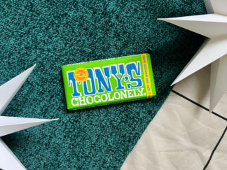 Xmas Tony's Chocolonely Dark Almond Sea Salt