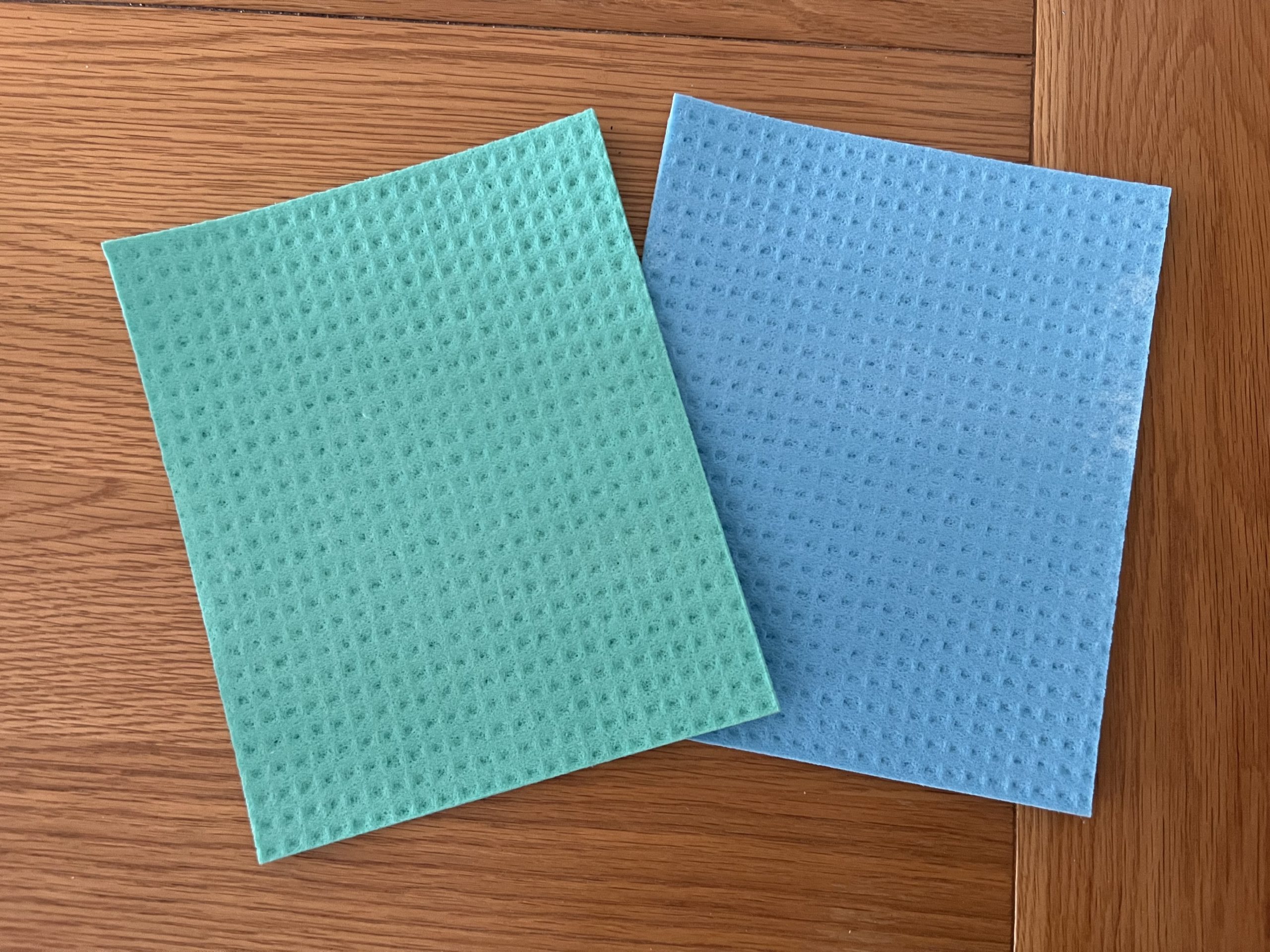 Moonie Compostable Sponge Cloths Green and Blue