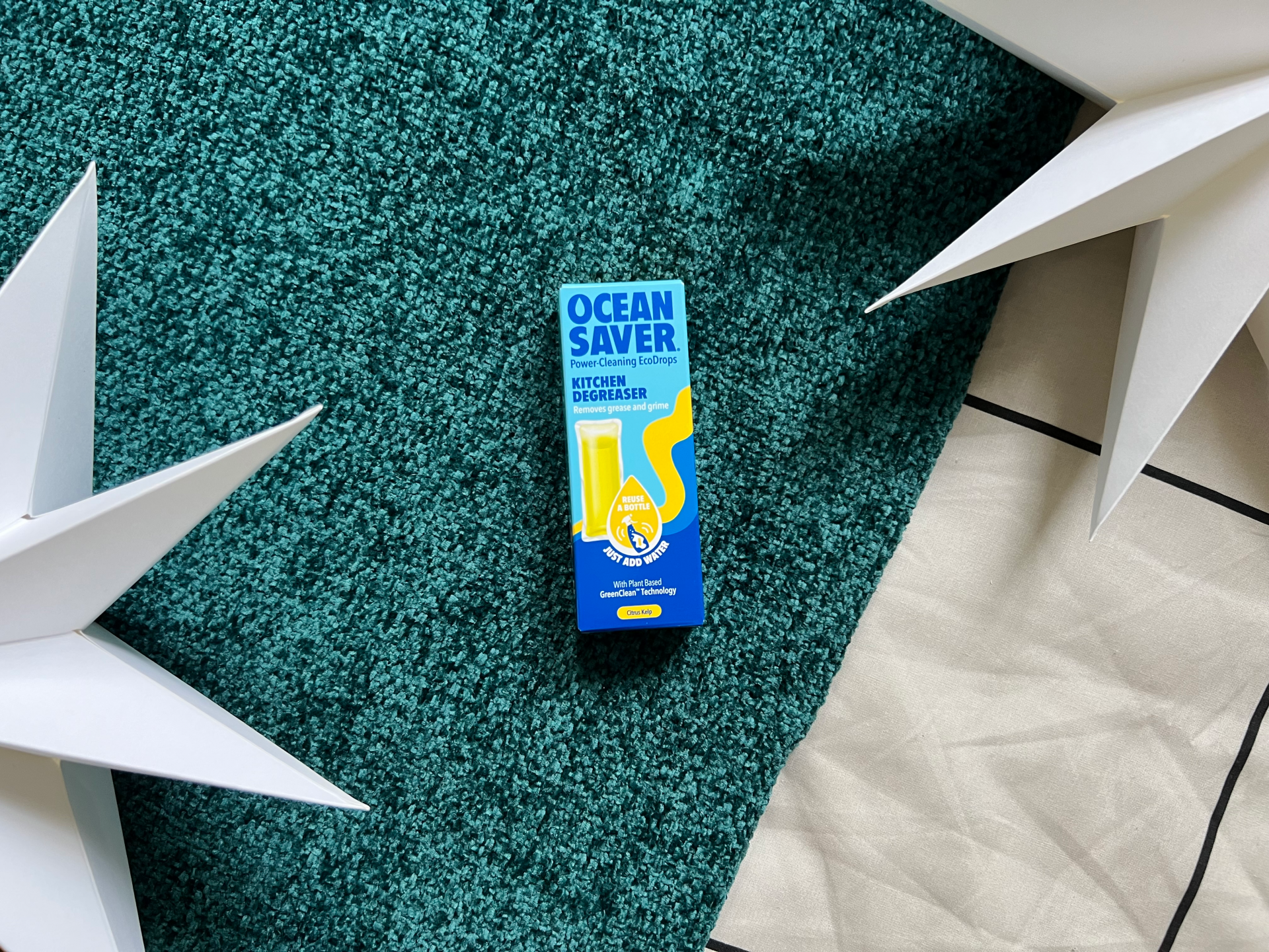 Xmas OceanSaver Cleaning Drops Kitchen