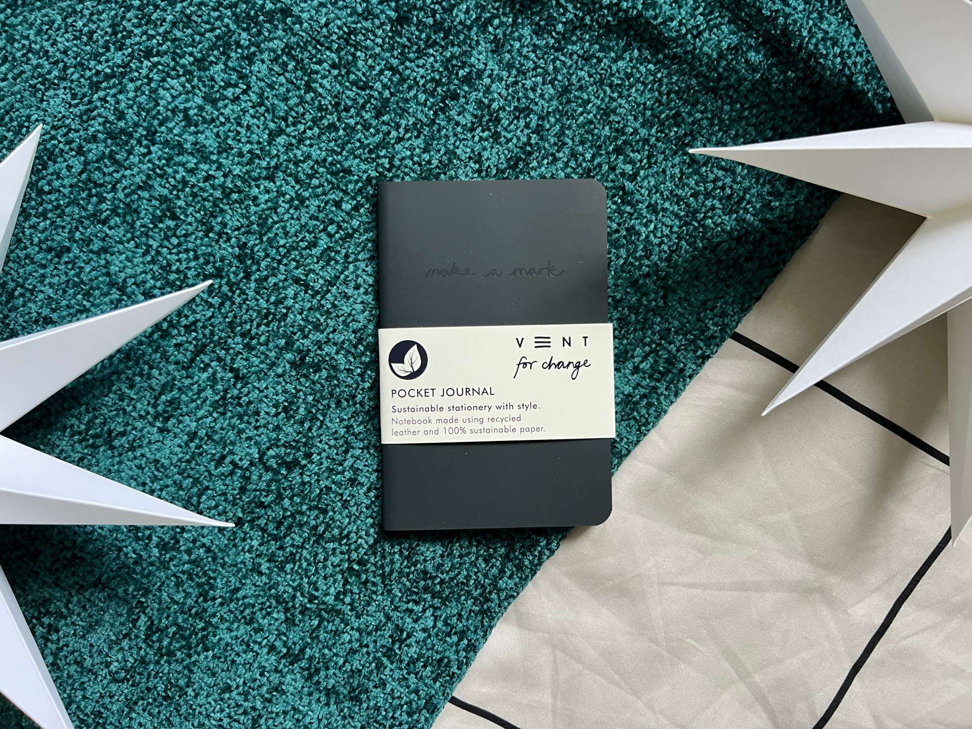 Christmas Vent for Change Pocket Black