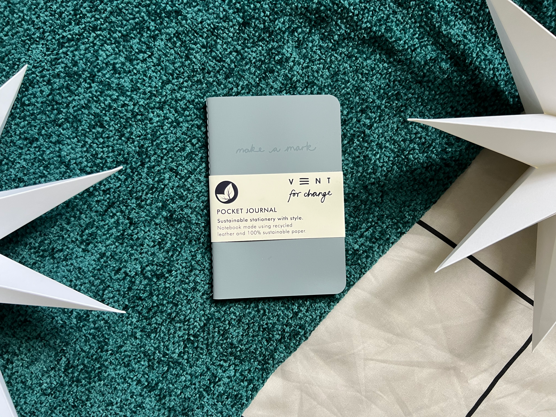 Christmas Vent for Change Pocket Blue