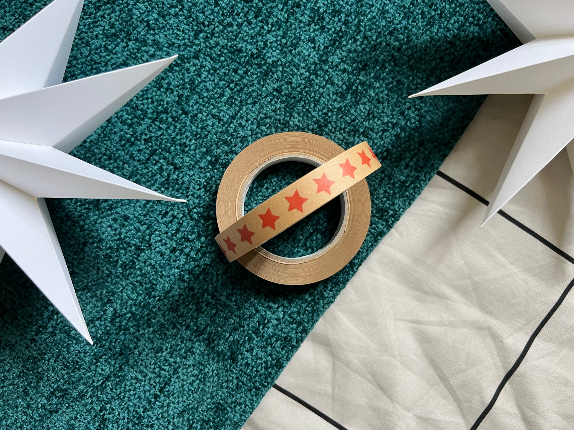 Xmas Naturally Wrapt Red Star Paper Tape